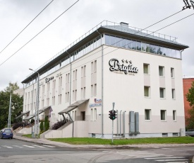 Kolonna Hotel Brigita