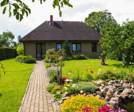 House for family stay